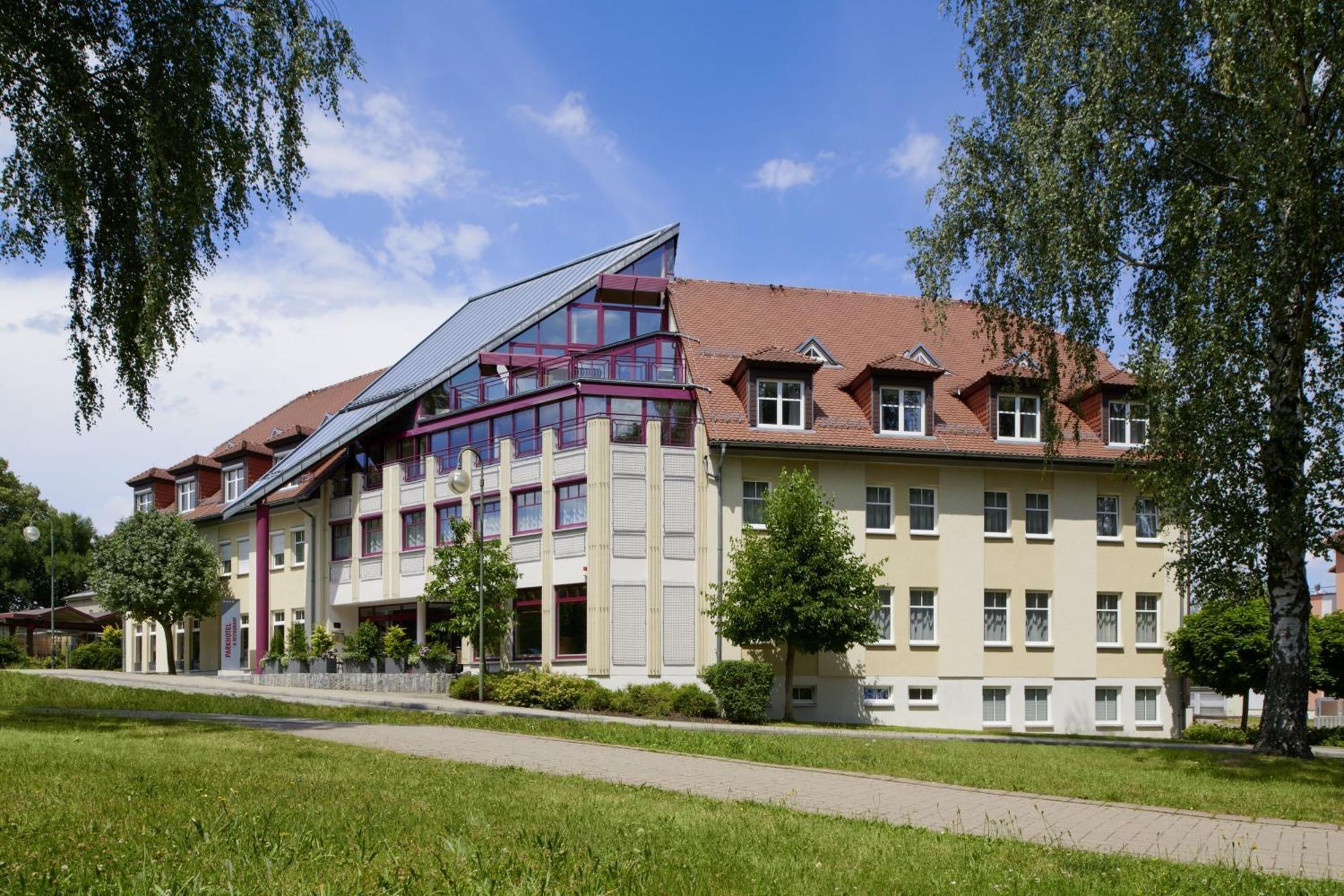 Parkhotel Neustadt Neustadt in Sachsen Exteriör bild
