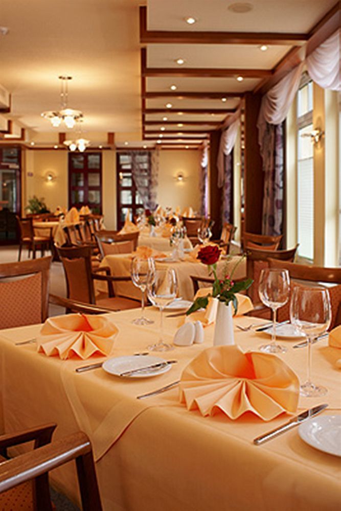 Parkhotel Neustadt Neustadt in Sachsen Exteriör bild